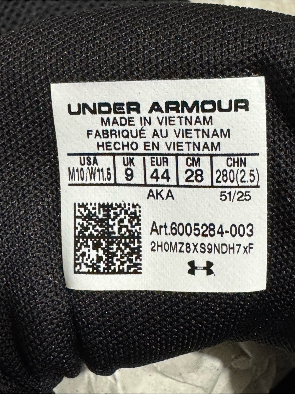 Size 10- Under Armour UA Sola Ultimate Black - Picture 6 of 6